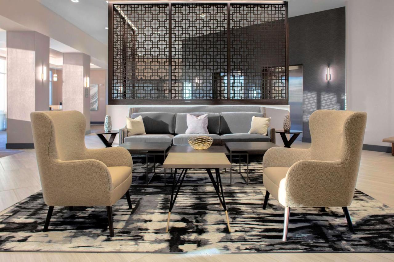 Hyatt House Rea Farms 3*